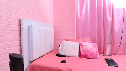 suzan_30 online show from July 5, 8:23 pm
