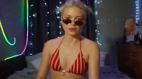 Stacy online show from July 20, 11:52 pm