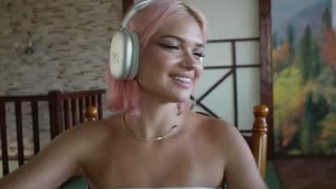 Stacy online show from August 10, 2:35 am