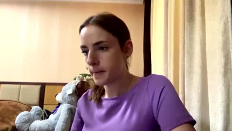 Emila online show from July 18, 8:48 am