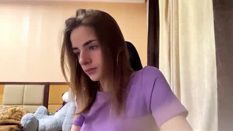 Emila online show from August 16, 7:34 am
