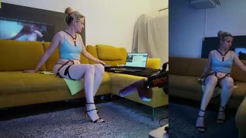 suzannexxxxxx online show from July 24, 10:35 pm