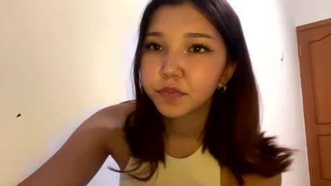 Rina online show from July 31, 5:29 pm