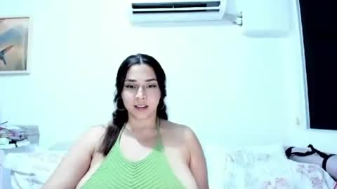 Suzy Amaya online show from August 10, 3:52 am