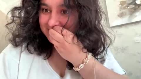 suzyhere online show from July 26, 1:38 pm