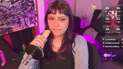 swag_hoe_ online show from July 31, 8:53 am