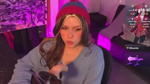swag_hoe_ online show from August 7, 8:14 am