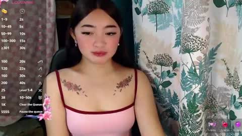 swallow_cummersx online show from August 11, 4:42 pm