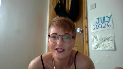 swank500 online show from August 8, 3:56 pm