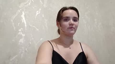 Bella online show from August 12, 11:29 pm