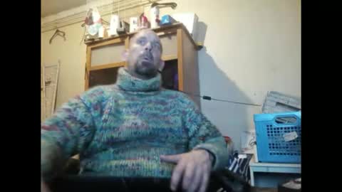 sweaterboy666 online show from March 11, 11:35 pm
