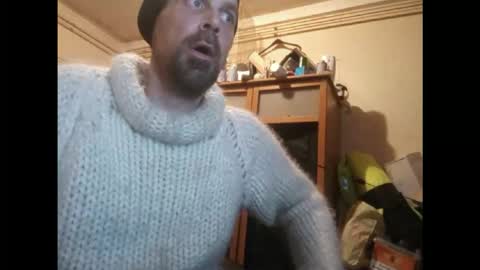 sweaterboy666 online show from March 17, 8:14 pm