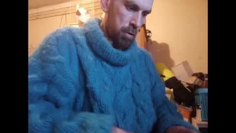 sweaterboy666 online show from March 17, 9:42 pm