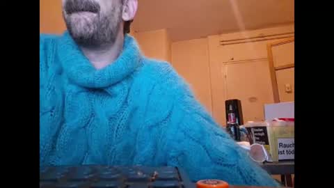 sweaterboy666 online show from July 8, 10:36 pm