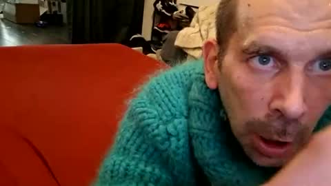 sweaterboy666 online show from August 19, 1:18 pm