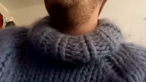 sweaterboy666 online show from August 25, 12:01 pm