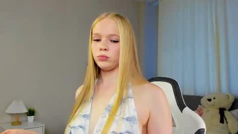 Sweeeet Angell online show from August 6, 10:47 am
