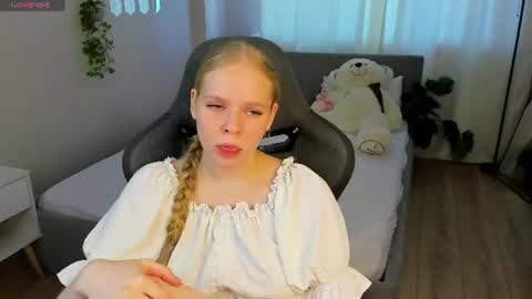 Sweeeet Angell online show from August 11, 2:24 am