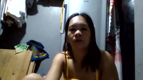 sweet818957 online show from August 8, 9:04 pm