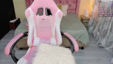 sweet__thang online show from August 7, 2:28 pm