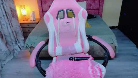 sweet__thang online show from August 15, 9:13 am