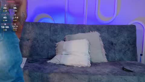 alessandre online show from August 6, 7:35 pm
