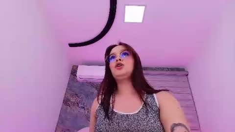 Ariel online show from August 12, 8:27 am