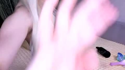 Alice online show from August 12, 10:34 pm