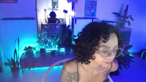 Tutti  online show from August 11, 12:45 am
