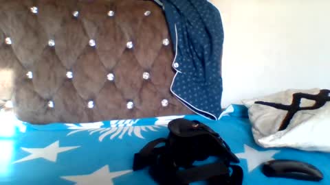 sweet_cherry007 online show from August 6, 5:17 am
