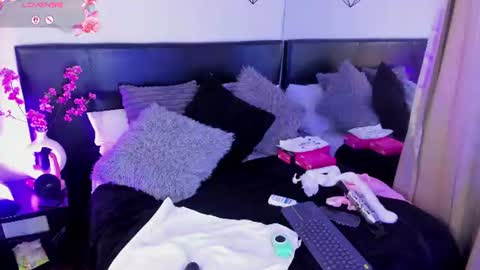 sweet cherry online show from August 8, 3:12 pm
