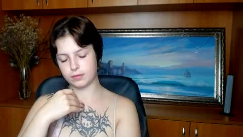 Ivy online show from August 12, 6:38 am