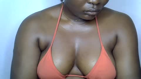 cute girl online show from August 7, 5:35 pm