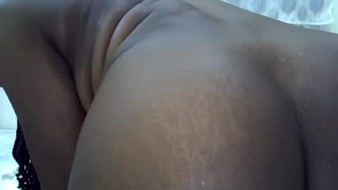 sweet_dori33 online show from August 1, 3:45 am