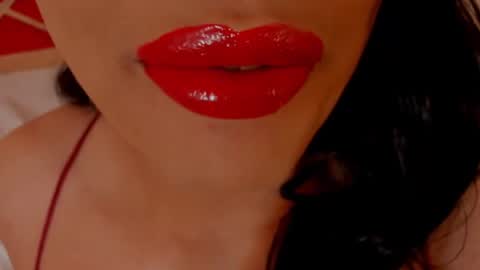 sweet_eliizabeth online show from August 9, 12:11 am