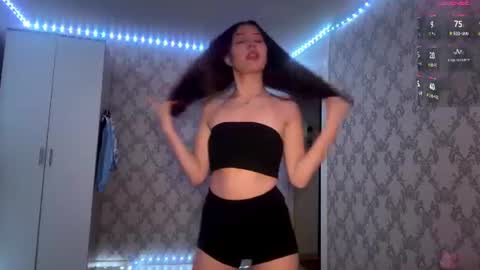 Hot heart Kely  online show from August 11, 2:30 pm