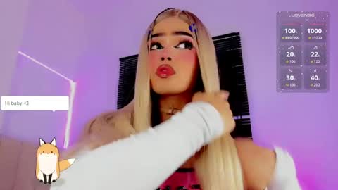 sweet_goddess23 online show from June 20, 10:37 am