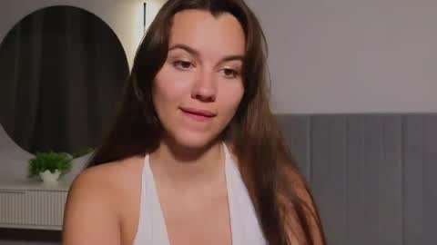 Mia online show from July 23, 9:17 pm