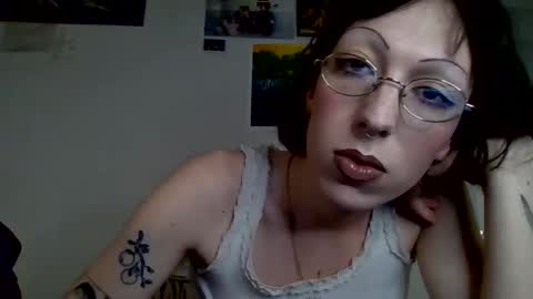 sweet_harvey online show from April 28, 8:33 pm