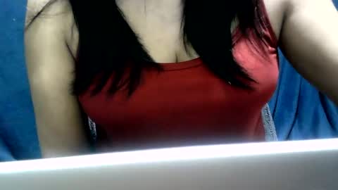 sweet_heart21 online show from July 22, 7:49 pm