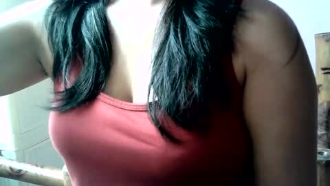 sweet_heart21 online show from August 6, 5:39 am