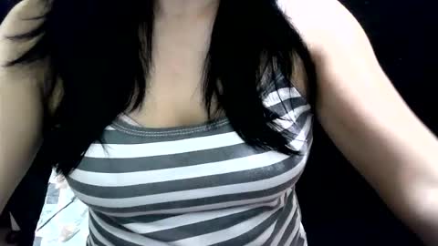 sweet_heart21 online show from August 10, 9:44 am