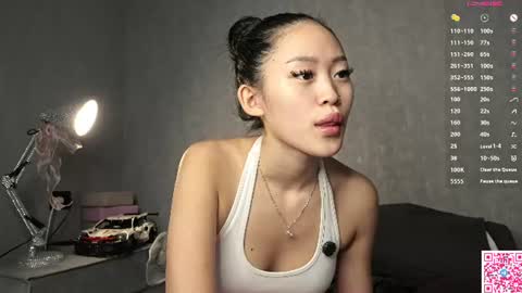 Kim online show from August 15, 1:15 pm