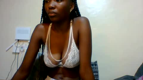Sweet KCandy online show from August 13, 5:43 am