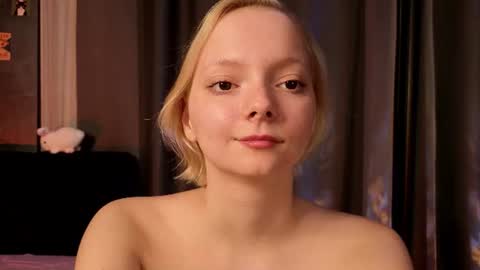 Lana online show from August 14, 8:01 pm
