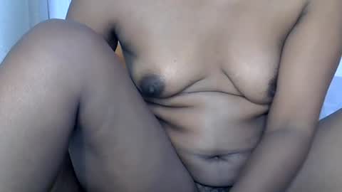Linda online show from August 12, 4:42 pm