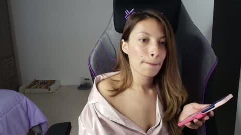 sweet_moon_v_ online show from July 23, 6:43 pm