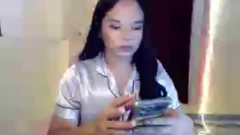 sweet_moonlight69 online show from July 12, 3:18 pm
