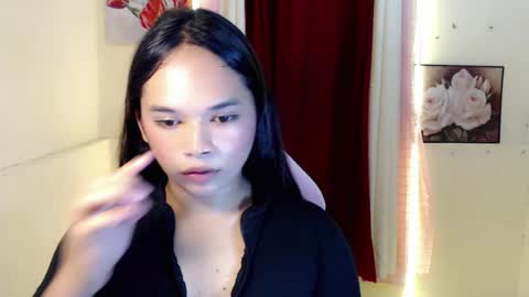 sweet_moonlight69 online show from July 16, 8:09 pm