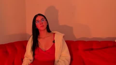 Sweet Obsession online show from August 7, 9:15 pm